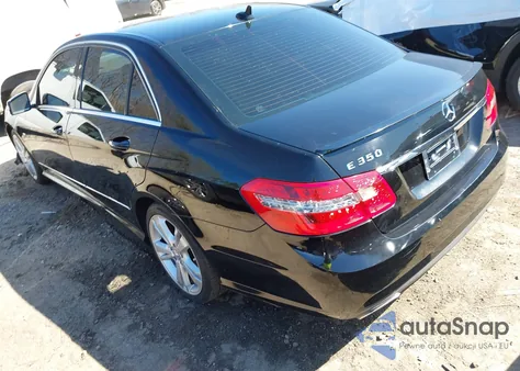 2012 Mercedes-Benz E 350 z USA, uszkodzony, nr VIN WDDHF5KB8CA606180